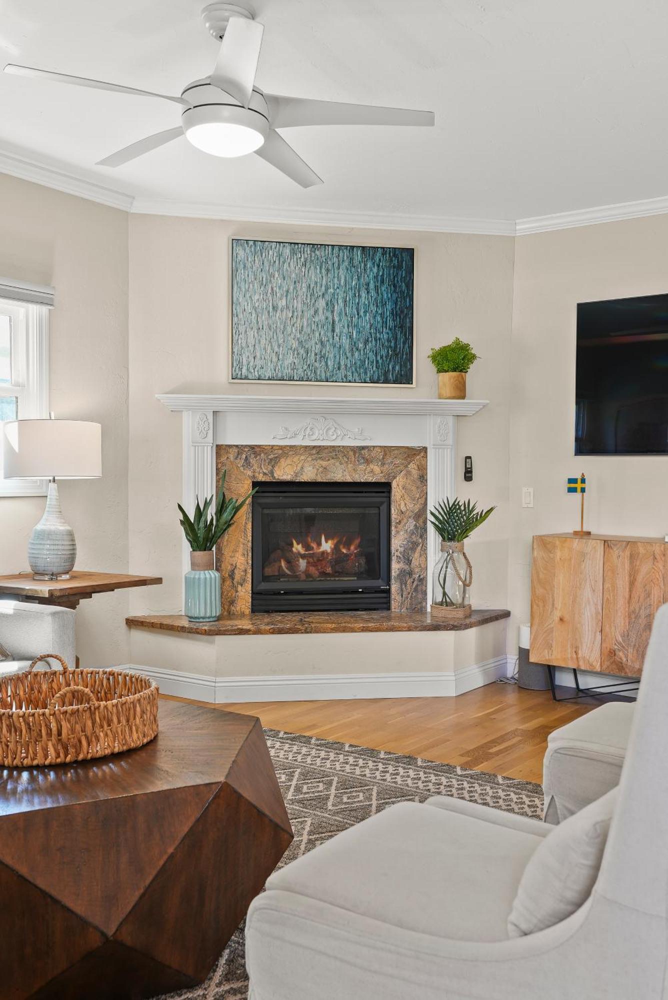 Lovely With Backyard Oasis & Great Wifi - Walk To La Jolla Village, Dogs Ok Casa de férias San Diego