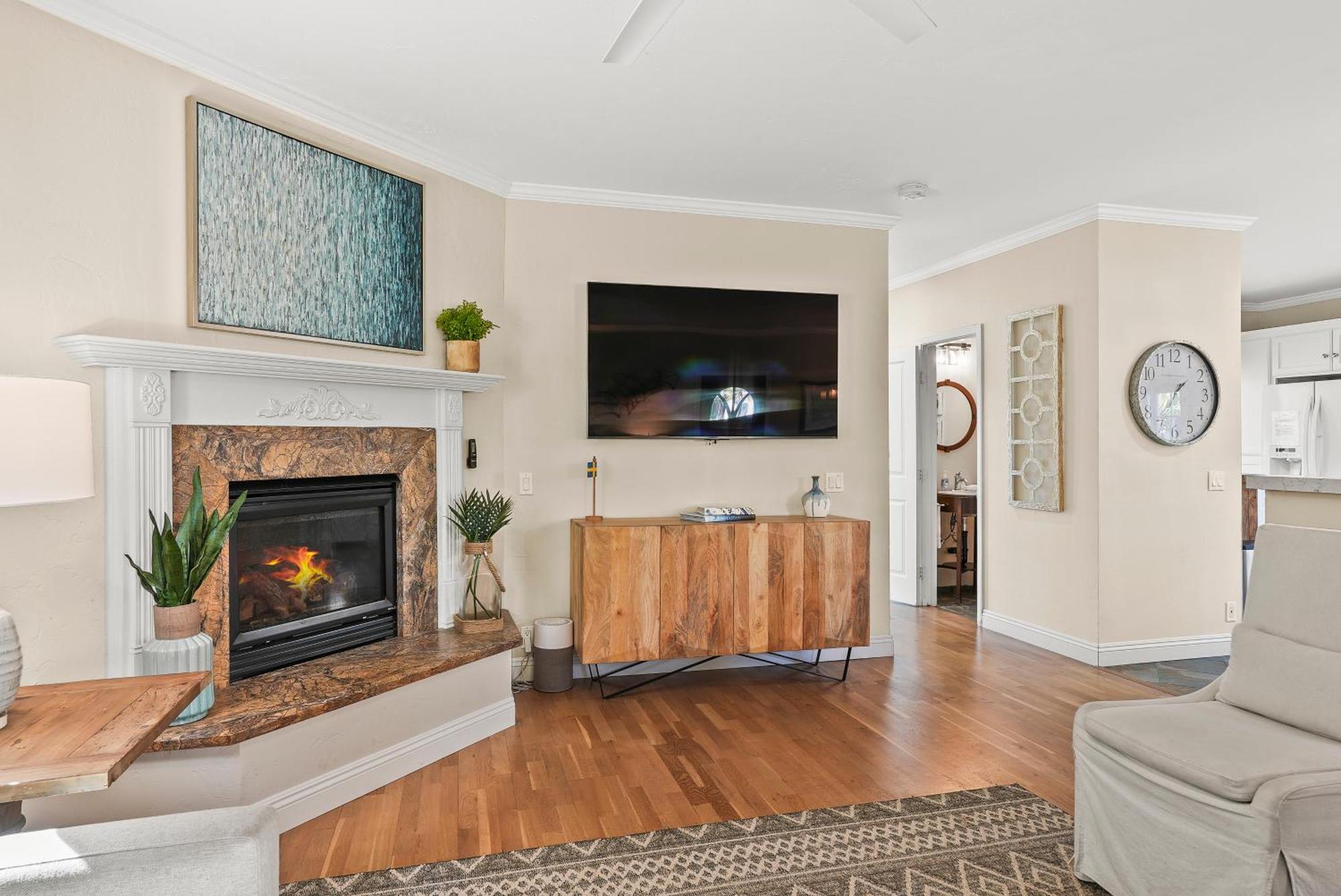 Holiday home Lovely With Backyard Oasis & Great Wifi - Walk To La Jolla Village, Dogs Ok San Diego